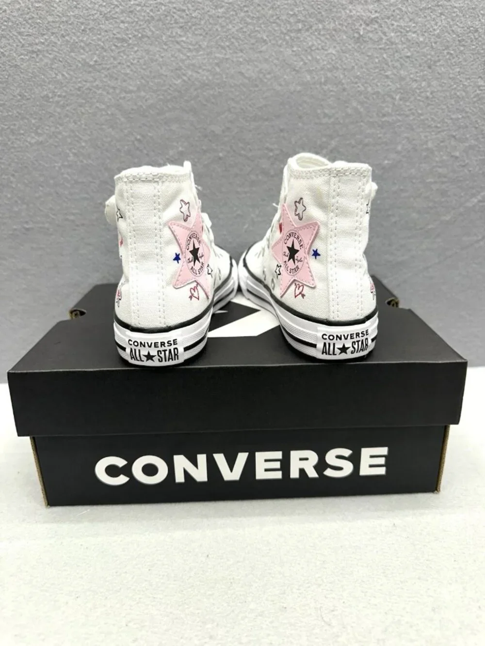 Converse Sneakers CTAS 1V Girls Size 12Y High Top White Pink Heart Print NIB